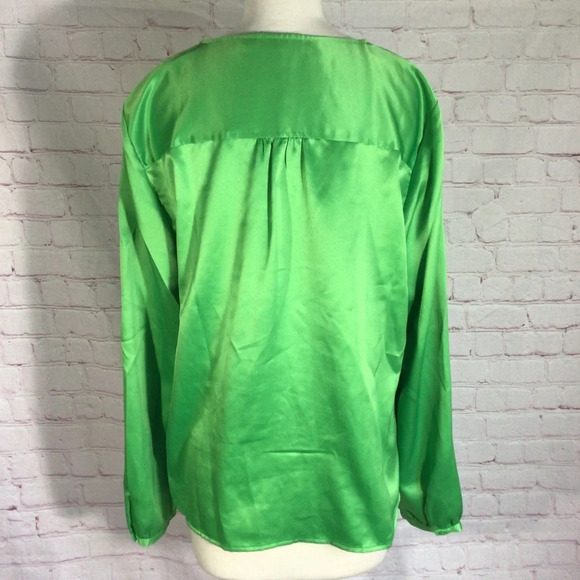 Liz Claiborne Green Long Sleeve Button Down Top - Size Large - Picture 4 of 6